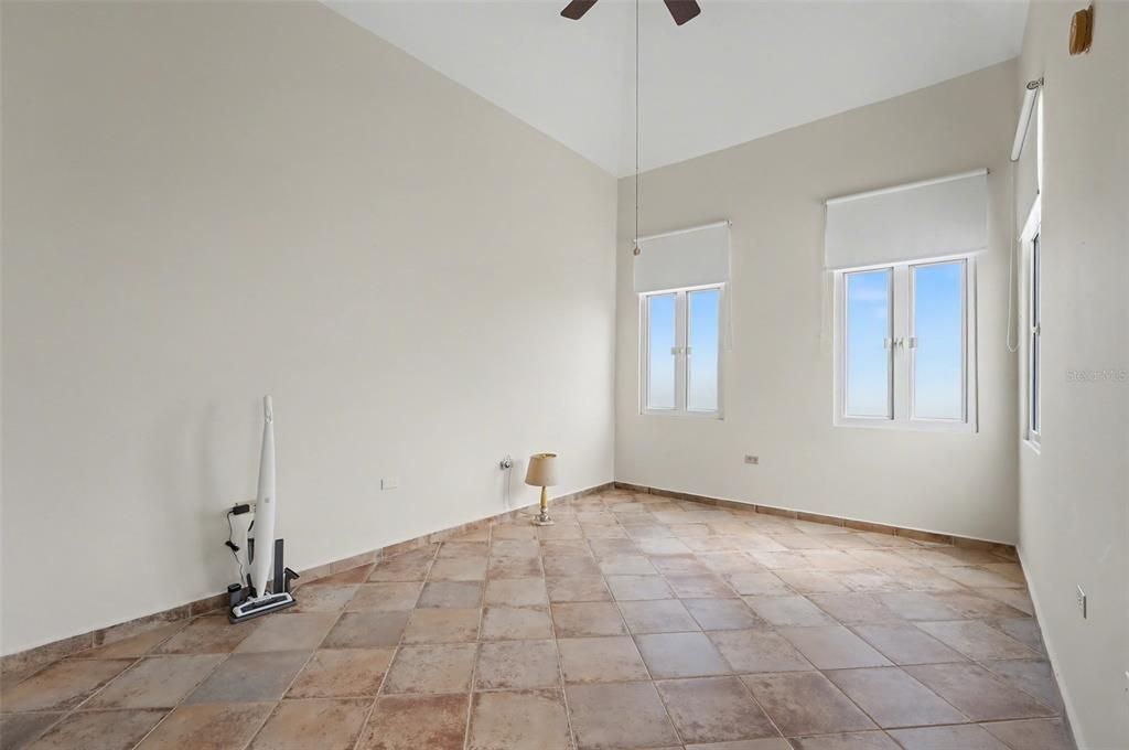 На продажу: $1,200,000 (4 спален, 3 ванн, 3857 Квадратных фут)