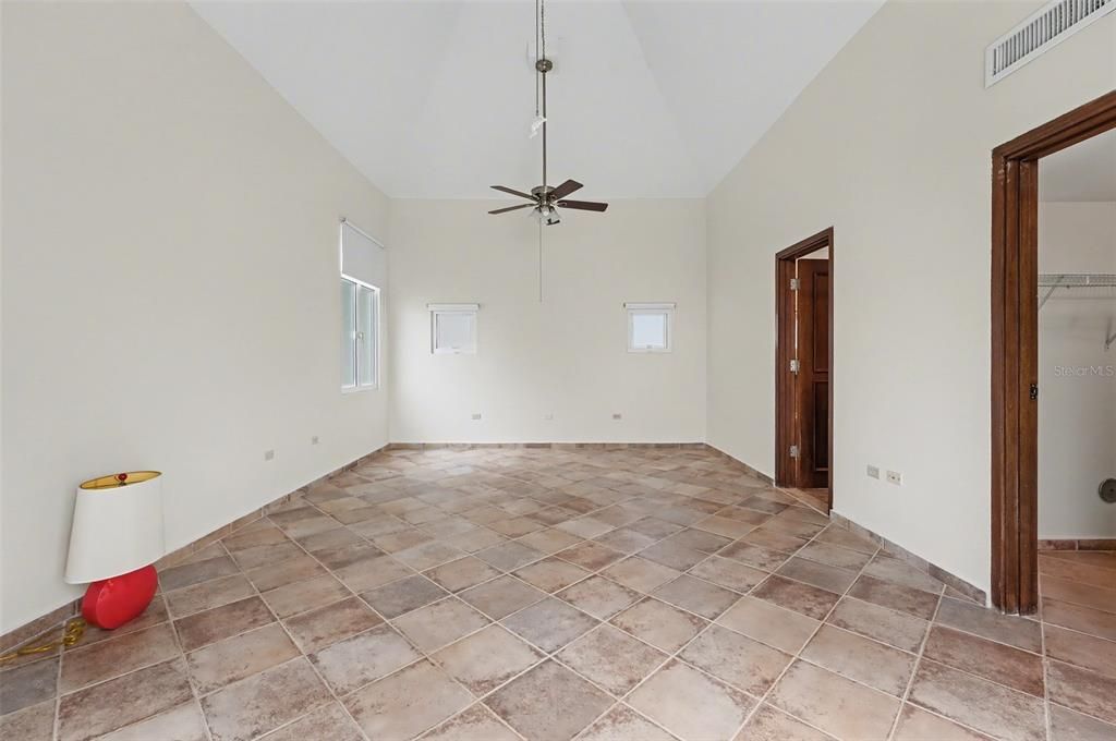 На продажу: $1,200,000 (4 спален, 3 ванн, 3857 Квадратных фут)