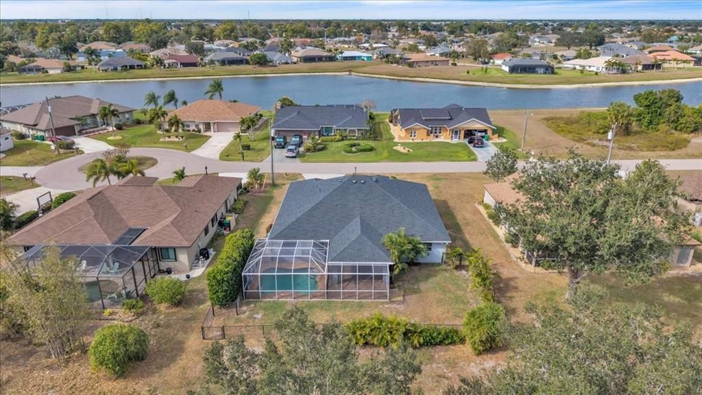 待售: $440,000 (4 贝兹, 3 浴室, 2455 平方英尺)