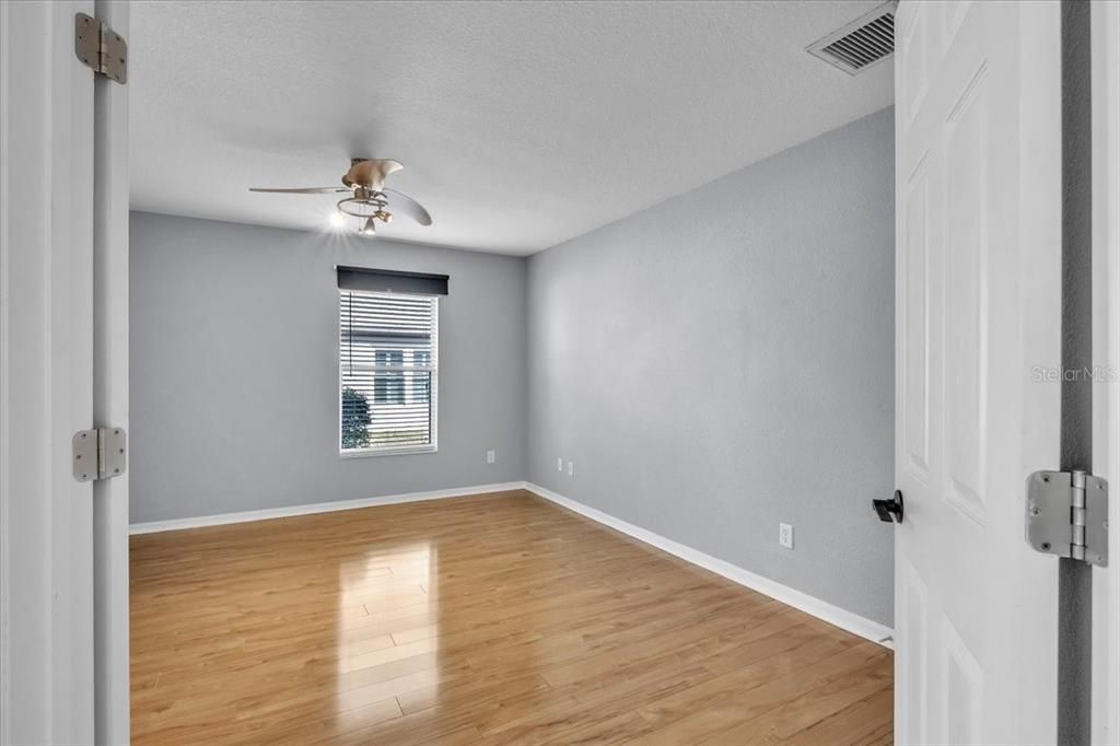 待售: $440,000 (4 贝兹, 3 浴室, 2455 平方英尺)