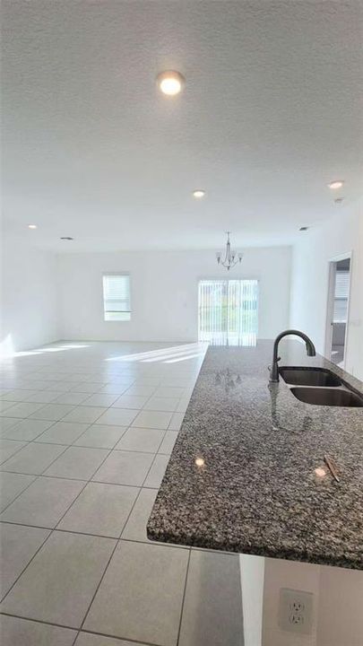 For Rent: $2,500 (3 beds, 2 baths, 1890 Square Feet)