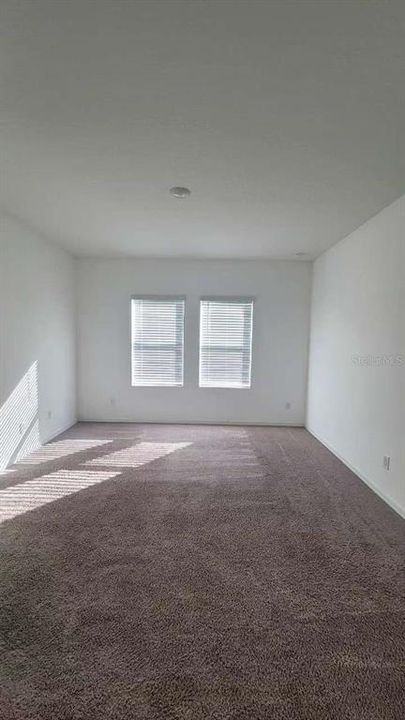 For Rent: $2,500 (3 beds, 2 baths, 1890 Square Feet)