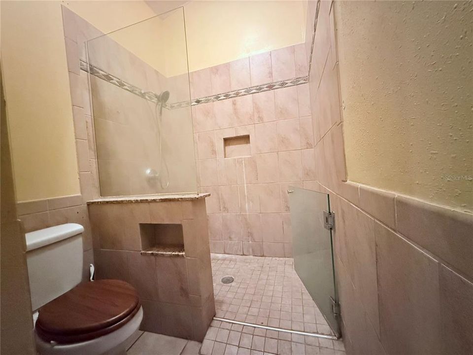 На продажу: $250,000 (3 спален, 2 ванн, 1506 Квадратных фут)