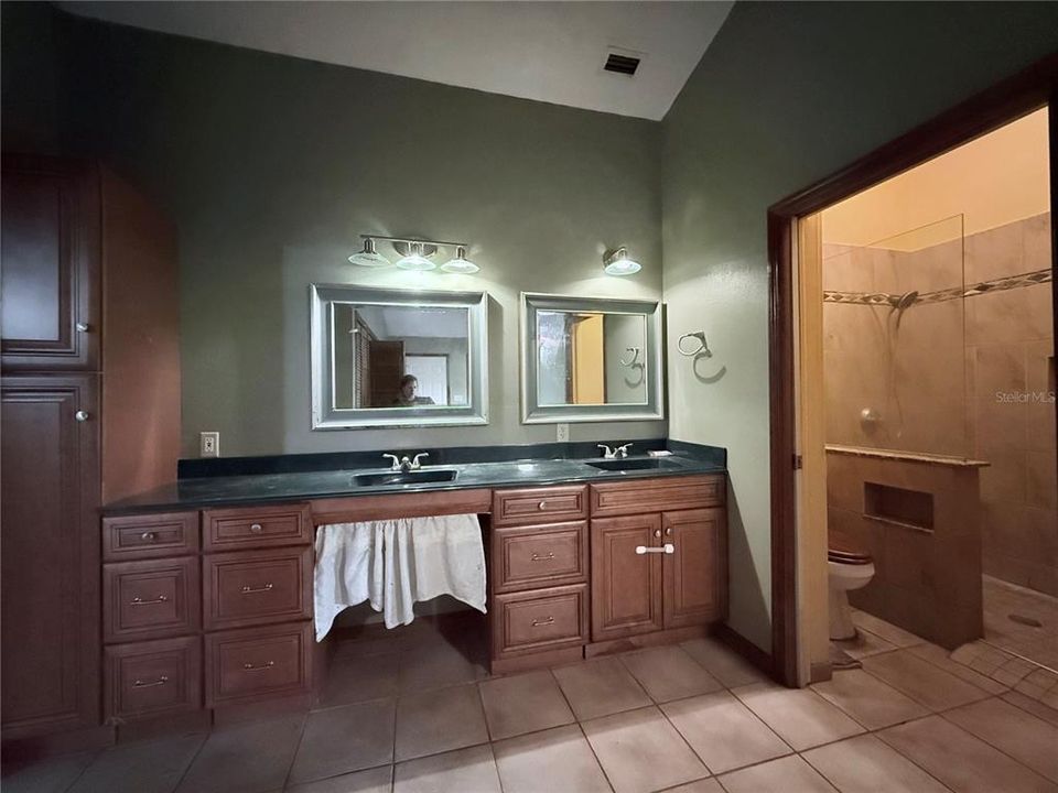 На продажу: $250,000 (3 спален, 2 ванн, 1506 Квадратных фут)