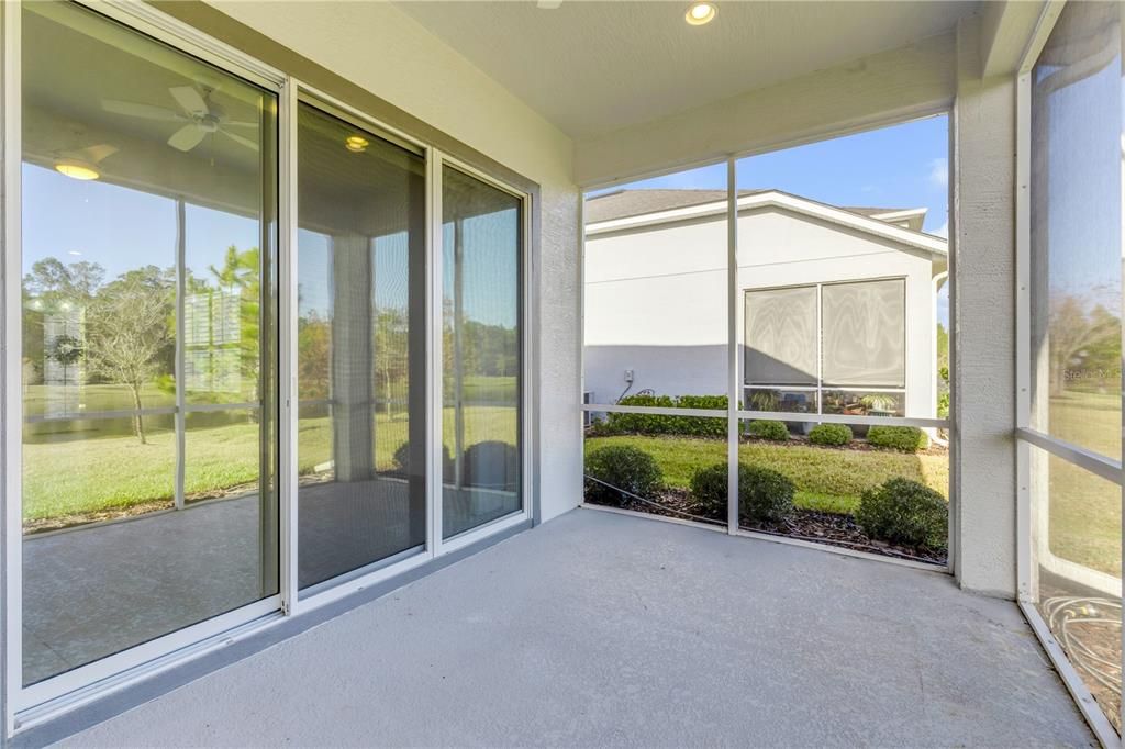 На продажу: $394,900 (2 спален, 2 ванн, 1526 Квадратных фут)