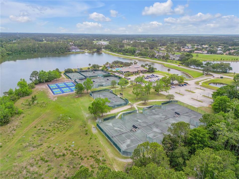 На продажу: $394,900 (2 спален, 2 ванн, 1526 Квадратных фут)