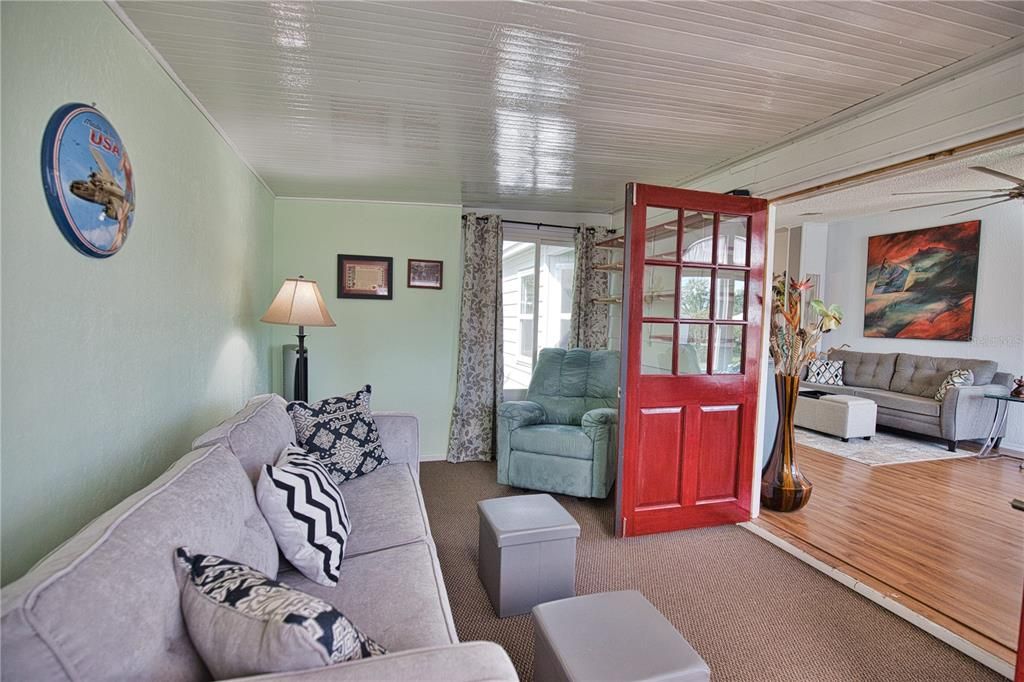 На продажу: $199,999 (2 спален, 2 ванн, 1534 Квадратных фут)