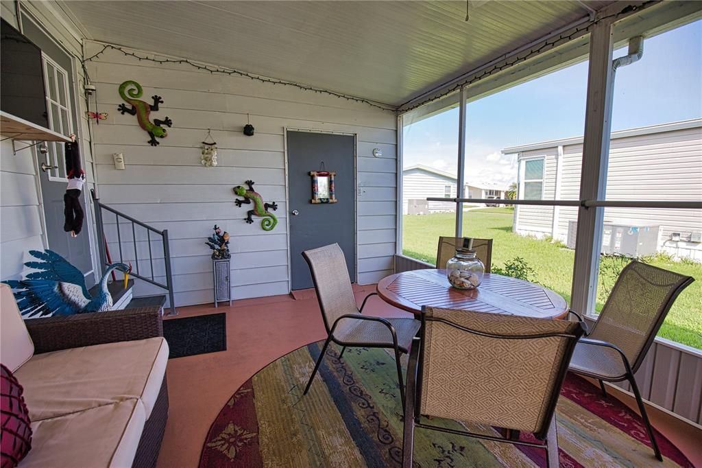 На продажу: $199,999 (2 спален, 2 ванн, 1534 Квадратных фут)