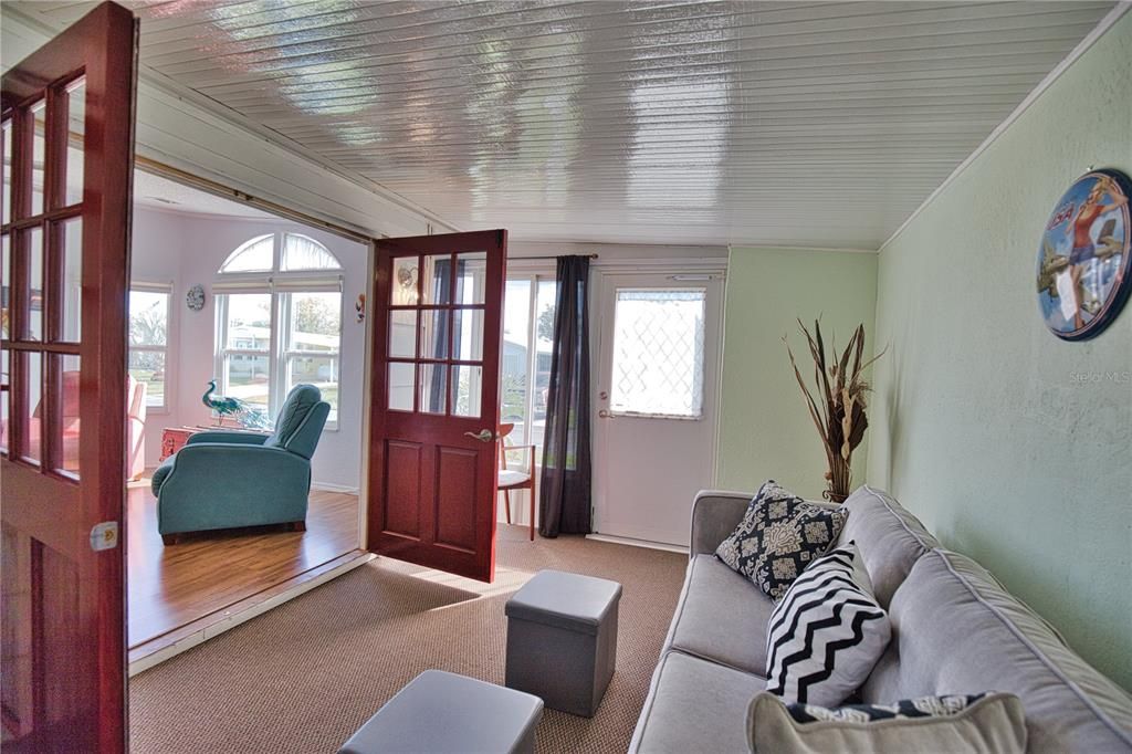 На продажу: $199,999 (2 спален, 2 ванн, 1534 Квадратных фут)