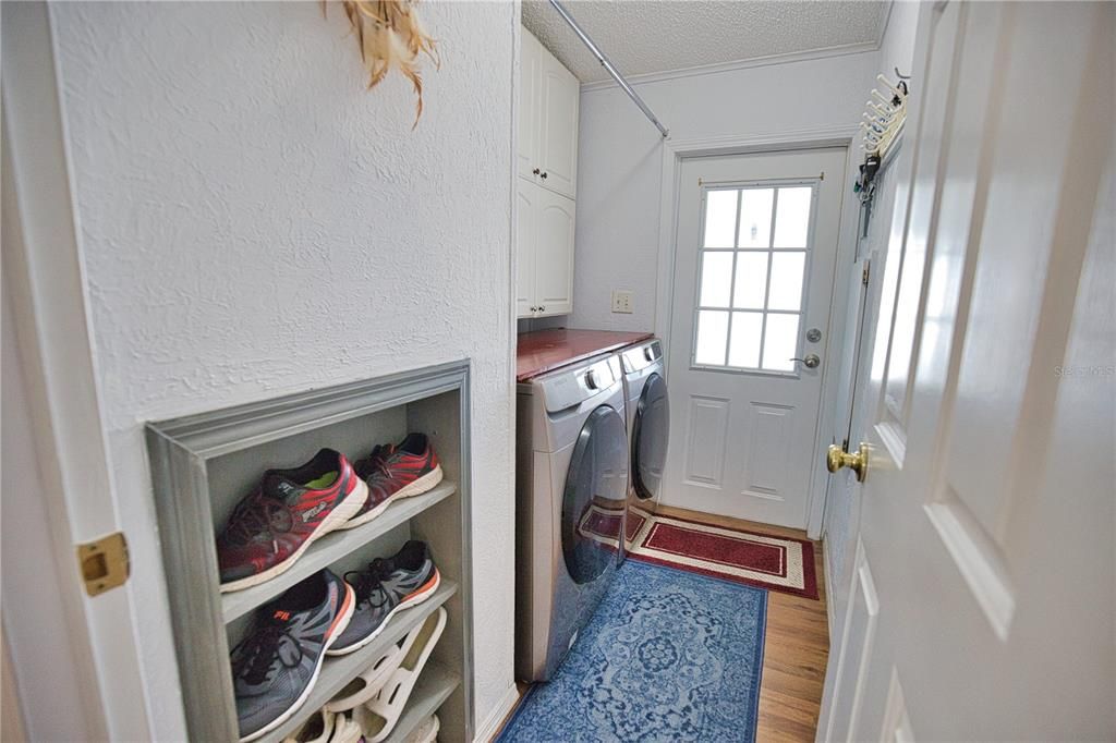 На продажу: $199,999 (2 спален, 2 ванн, 1534 Квадратных фут)