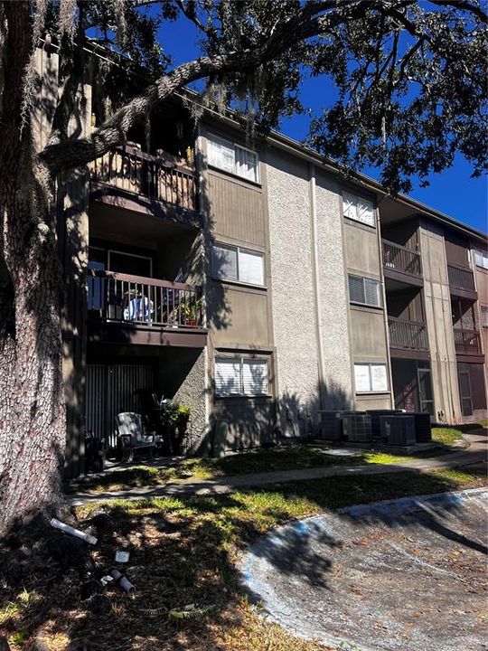 En Venta: $124,900 (1 camas, 1 baños, 678 Pies cuadrados)