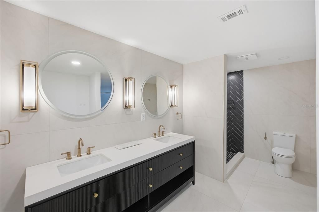 For Rent: $3,000 (3 beds, 2 baths, 1480 Square Feet)