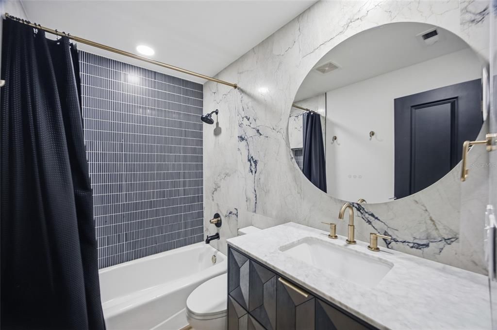 For Rent: $3,000 (3 beds, 2 baths, 1480 Square Feet)