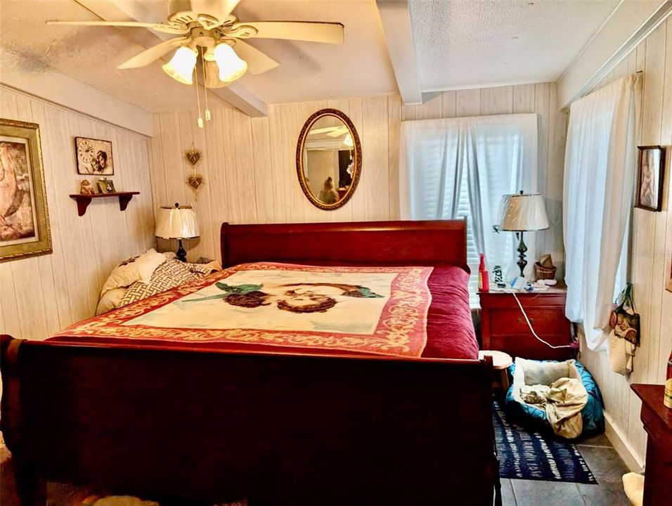 待售: $200,000 (3 贝兹, 2 浴室, 1248 平方英尺)