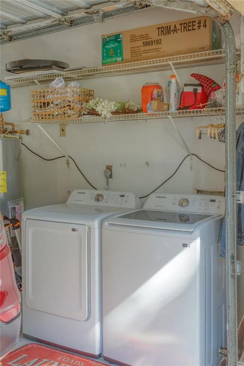 На продажу: $241,000 (2 спален, 2 ванн, 922 Квадратных фут)