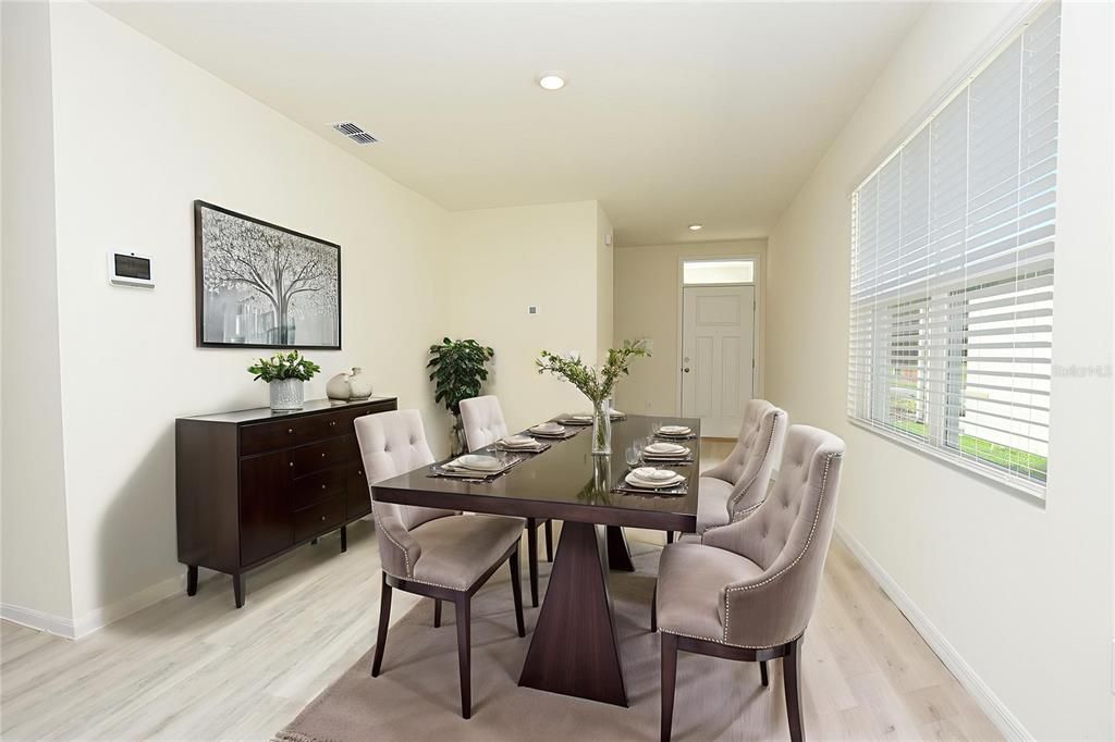 出租: $2,200 (3 贝兹, 2 浴室, 1504 平方英尺)