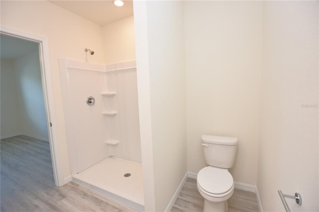 出租: $2,200 (3 贝兹, 2 浴室, 1504 平方英尺)