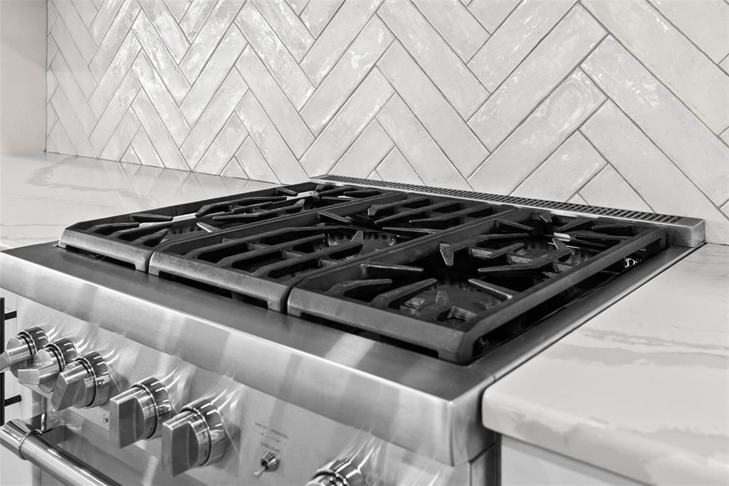 待售: $2,190,900 (5 贝兹, 3 浴室, 3308 平方英尺)