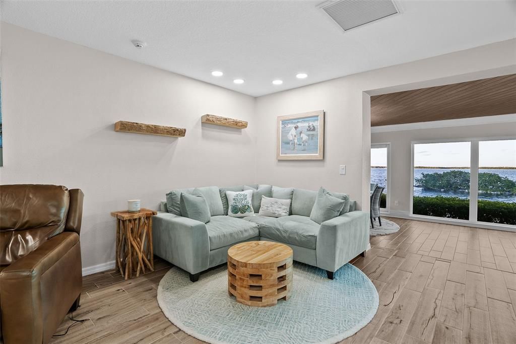 待售: $2,190,900 (5 贝兹, 3 浴室, 3308 平方英尺)