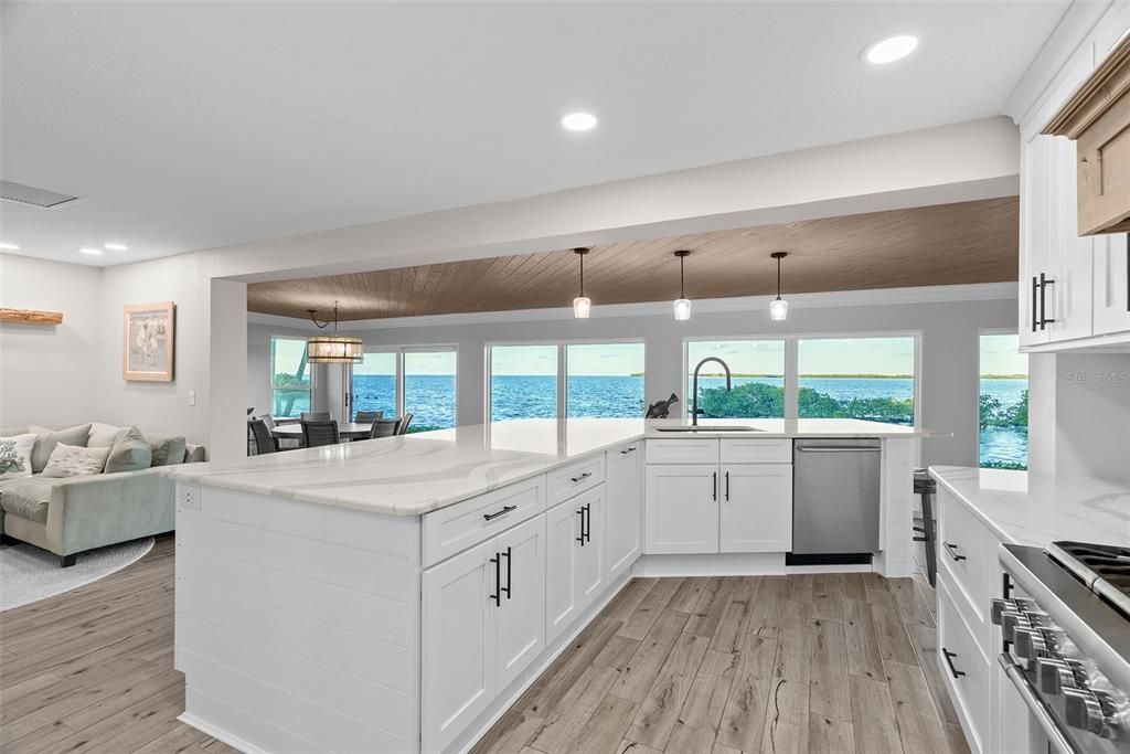 待售: $2,190,900 (5 贝兹, 3 浴室, 3308 平方英尺)