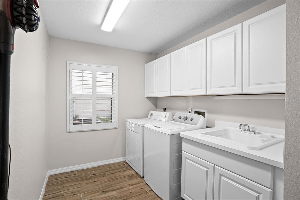 待售: $2,190,900 (5 贝兹, 3 浴室, 3308 平方英尺)