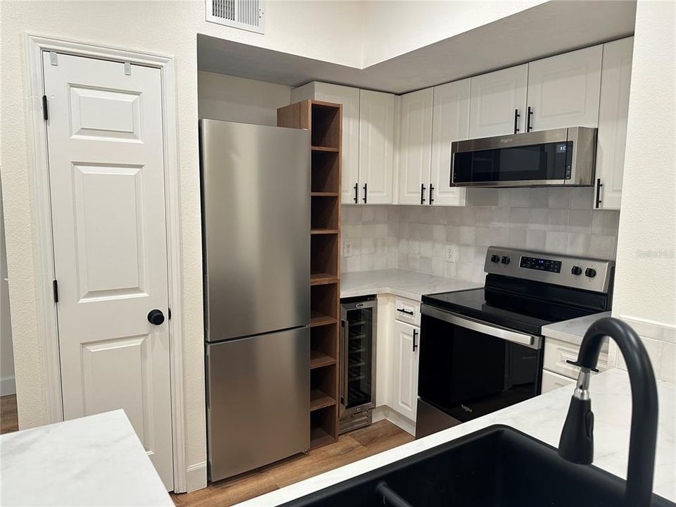 En Renta: $1,975 (2 camas, 1 baños, 1008 Pies cuadrados)