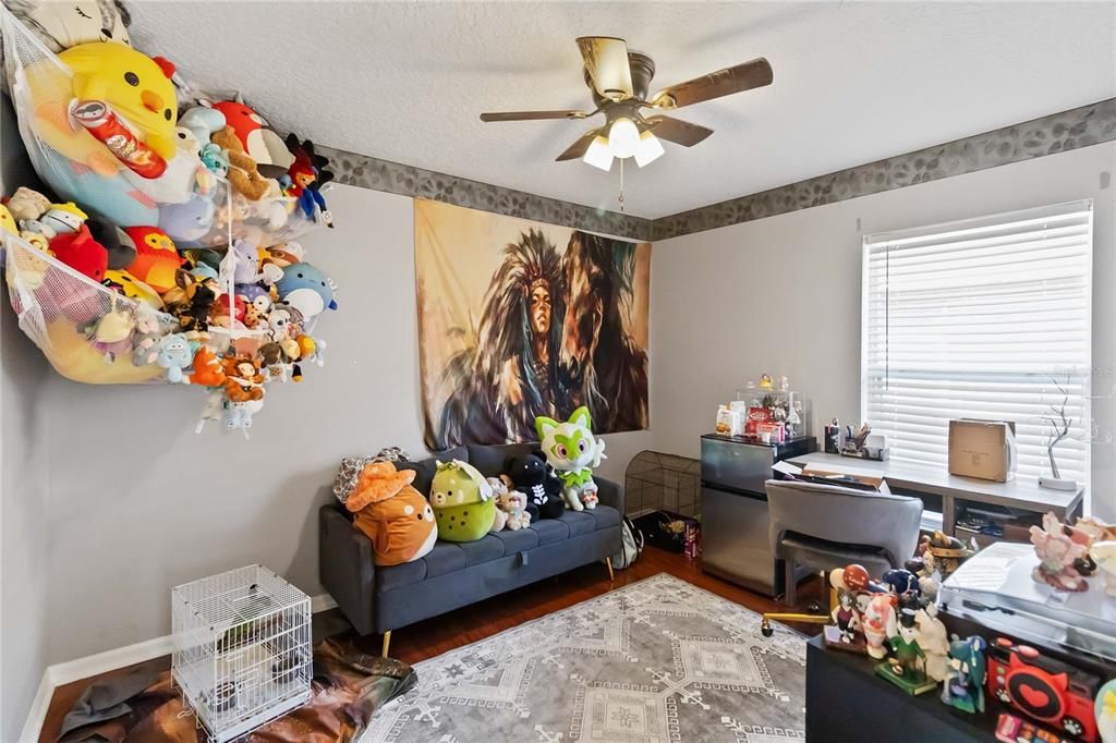 For Sale: $430,000 (4 beds, 2 baths, 1654 Square Feet)