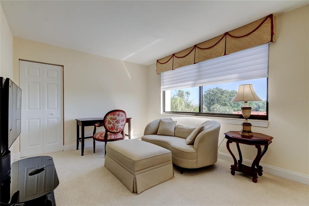 待售: $479,990 (2 贝兹, 2 浴室, 1082 平方英尺)