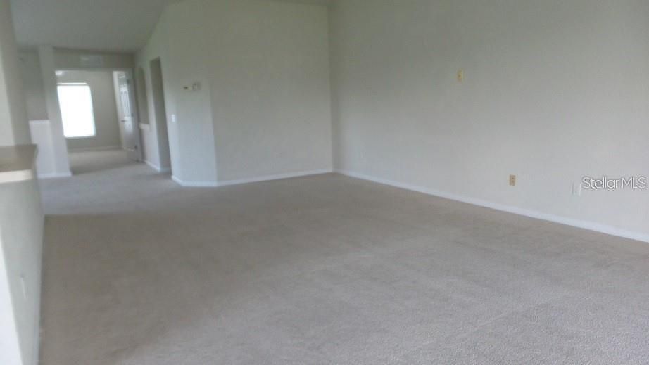 En Renta: $1,350 (2 camas, 2 baños, 1827 Pies cuadrados)