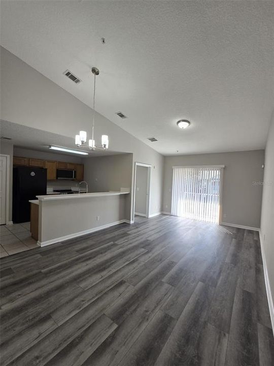 For Rent: $1,500 (2 beds, 2 baths, 940 Square Feet)