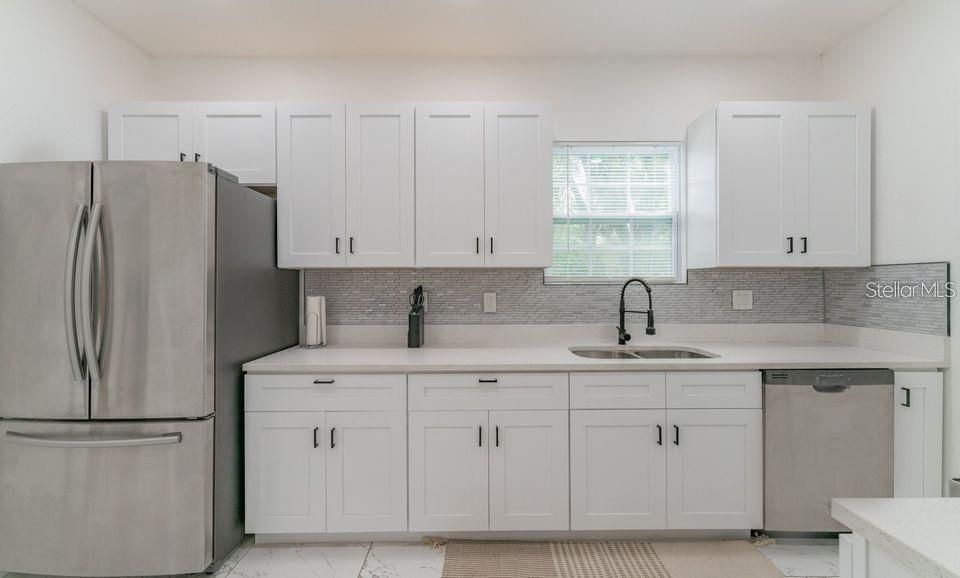 For Sale: $460,000 (2 beds, 2 baths, 1222 Square Feet)