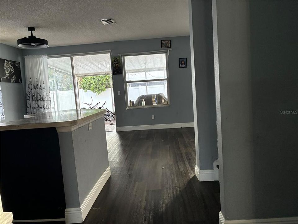 For Rent: $2,550 (3 beds, 2 baths, 167 Square Feet)