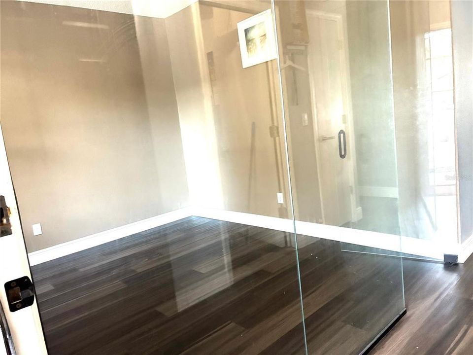 For Rent: $2,550 (3 beds, 2 baths, 167 Square Feet)