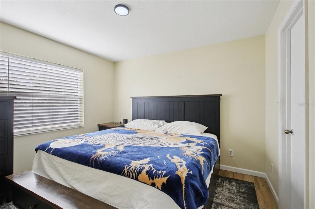 待售: $315,000 (3 贝兹, 2 浴室, 1160 平方英尺)