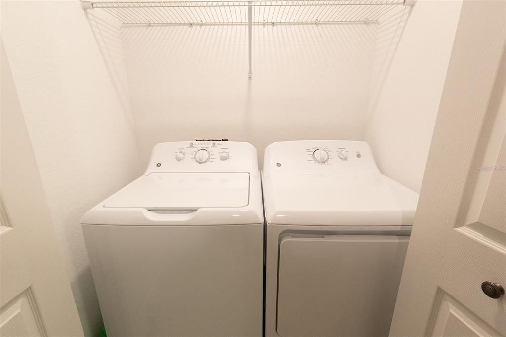 待售: $269,990 (2 贝兹, 2 浴室, 1194 平方英尺)