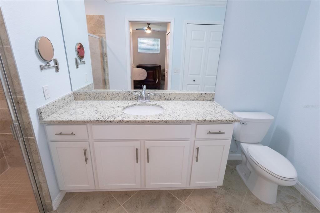 待售: $269,990 (2 贝兹, 2 浴室, 1194 平方英尺)