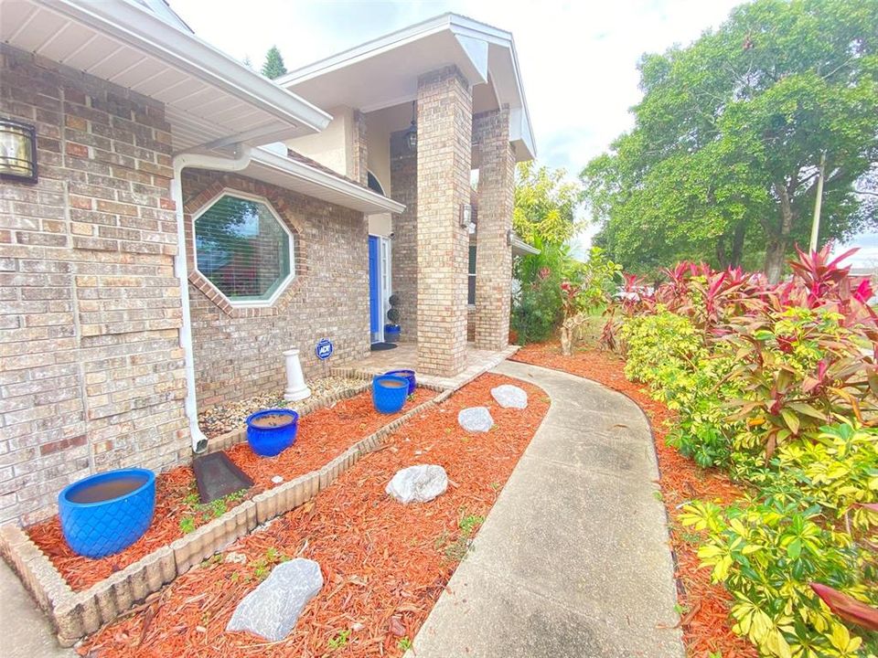 В аренду: $4,000 (4 спален, 3 ванн, 2567 Квадратных фут)