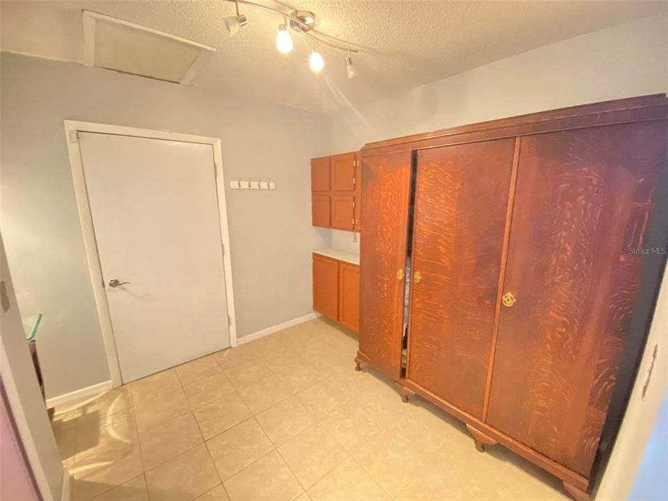 В аренду: $4,000 (4 спален, 3 ванн, 2567 Квадратных фут)