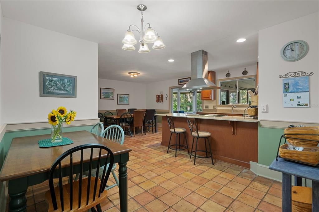 En Venta: $580,000 (3 camas, 3 baños, 1444 Pies cuadrados)