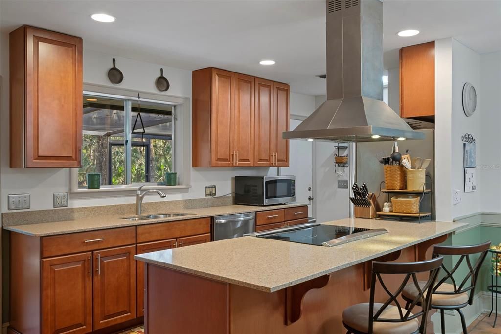 En Venta: $580,000 (3 camas, 3 baños, 1444 Pies cuadrados)