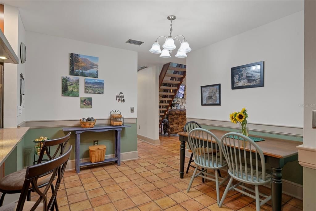 En Venta: $580,000 (3 camas, 3 baños, 1444 Pies cuadrados)