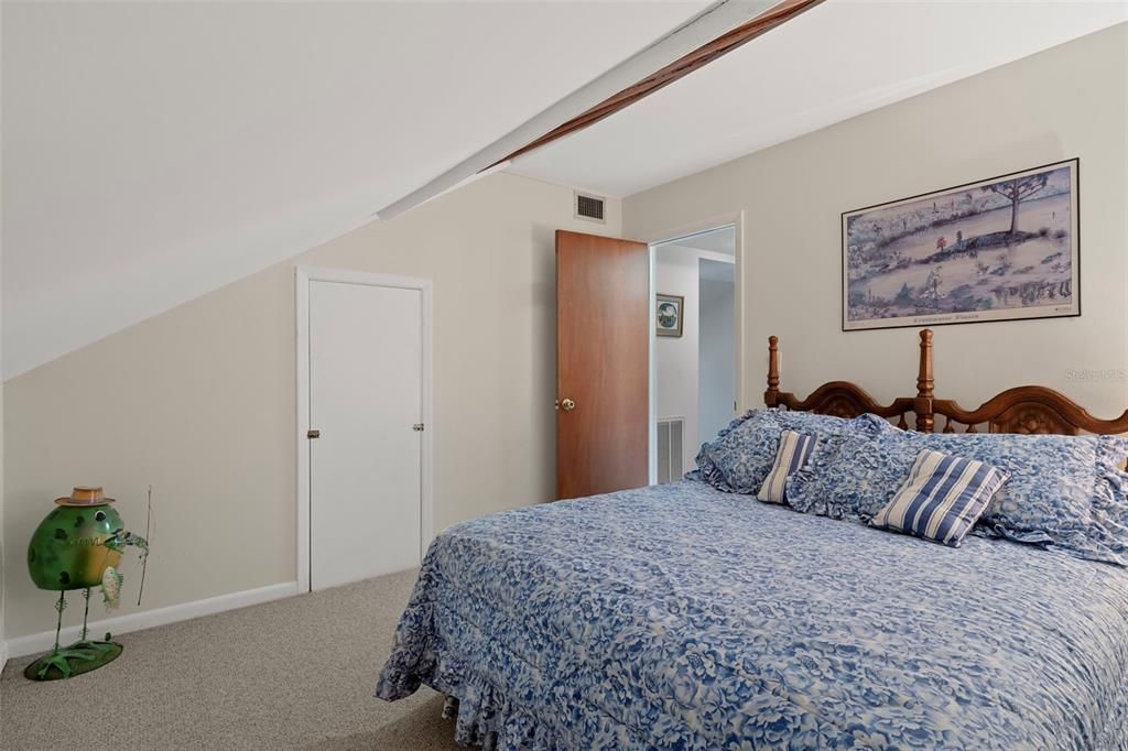 En Venta: $580,000 (3 camas, 3 baños, 1444 Pies cuadrados)