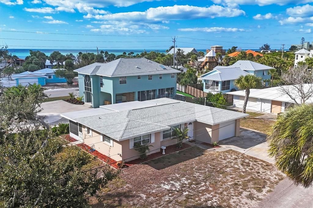 For Sale: $699,000 (3 beds, 2 baths, 1228 Square Feet)