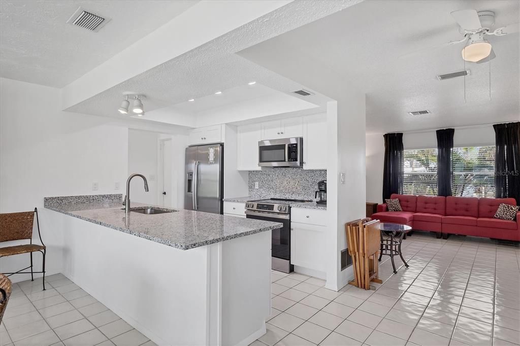 For Sale: $699,000 (3 beds, 2 baths, 1228 Square Feet)