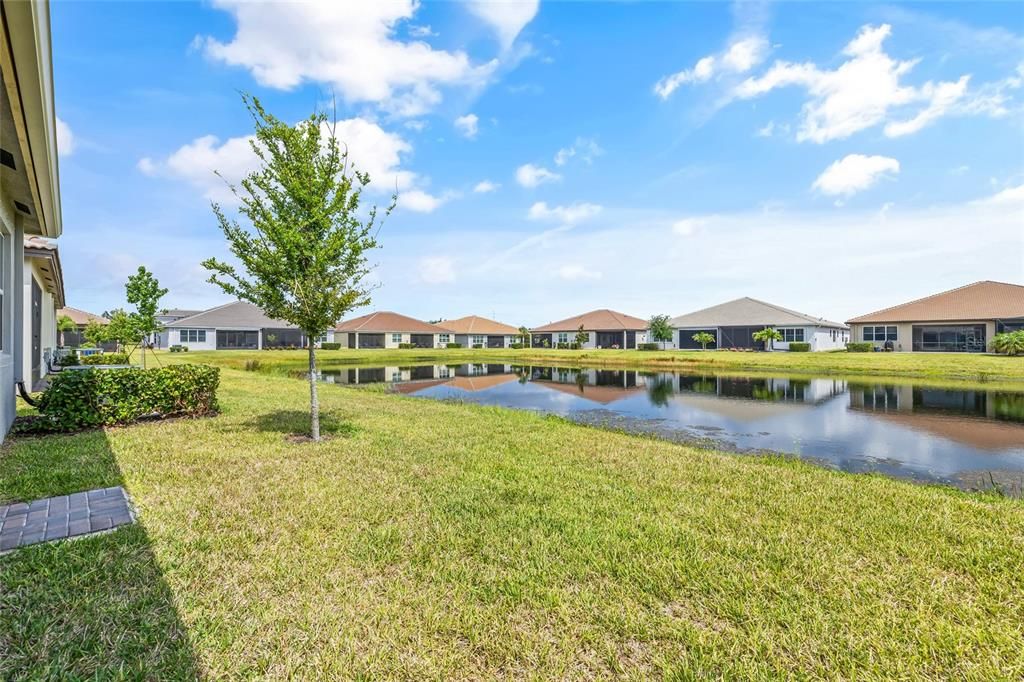 На продажу: $389,900 (2 спален, 2 ванн, 2040 Квадратных фут)