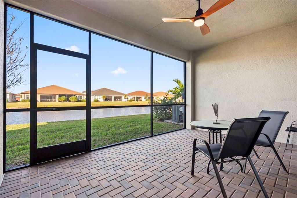 На продажу: $389,900 (2 спален, 2 ванн, 2040 Квадратных фут)