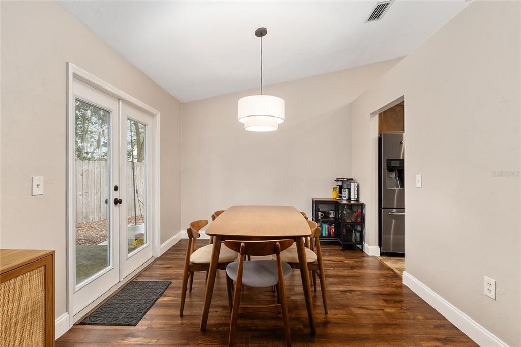 Activo con contrato: $349,900 (3 camas, 2 baños, 1480 Pies cuadrados)