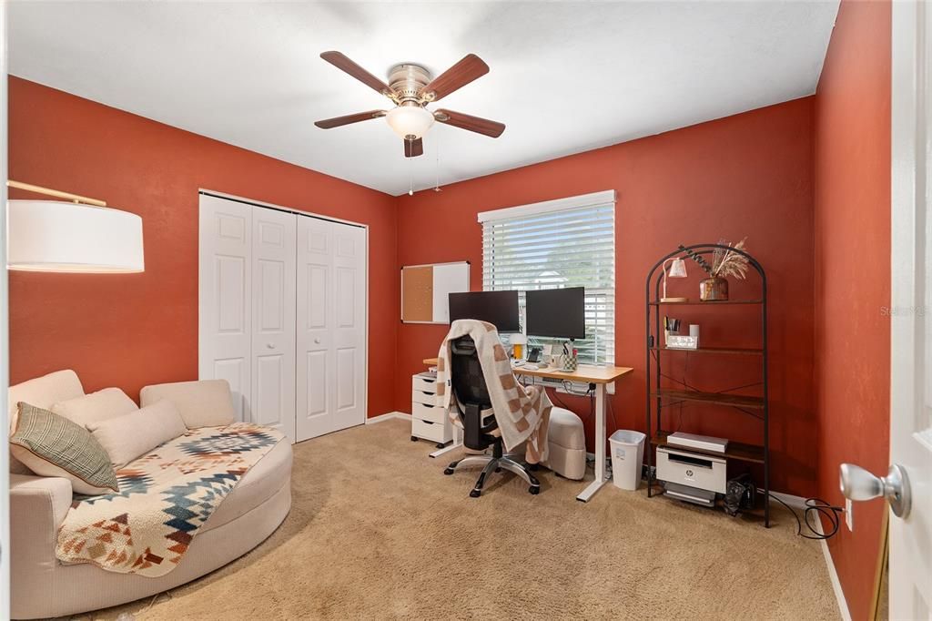 Activo con contrato: $349,900 (3 camas, 2 baños, 1480 Pies cuadrados)
