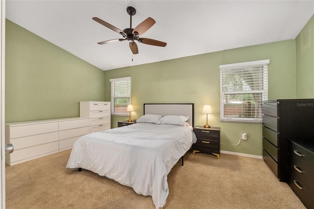 Activo con contrato: $349,900 (3 camas, 2 baños, 1480 Pies cuadrados)