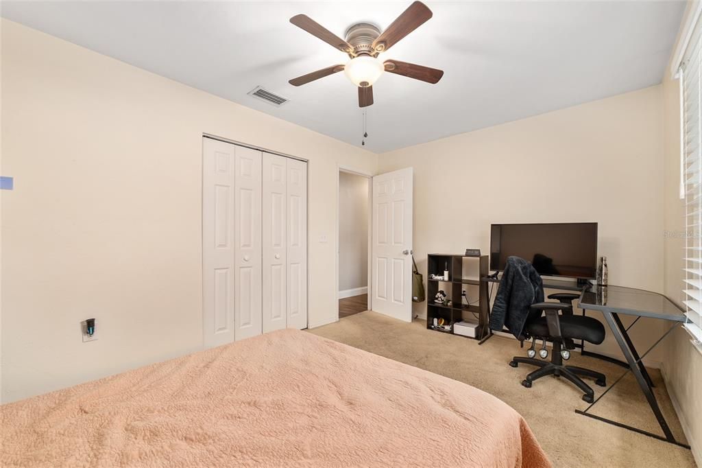 Activo con contrato: $349,900 (3 camas, 2 baños, 1480 Pies cuadrados)